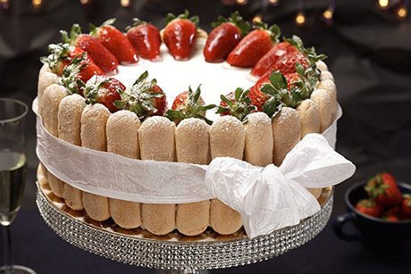Charlotta strawberry cake